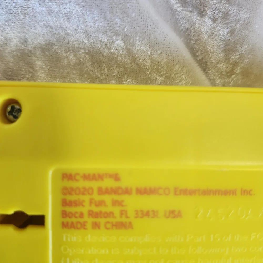 Retro Handheld Arcade Game - Yellow
